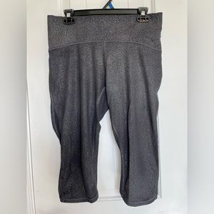 Lululemon Crop Yoga pants